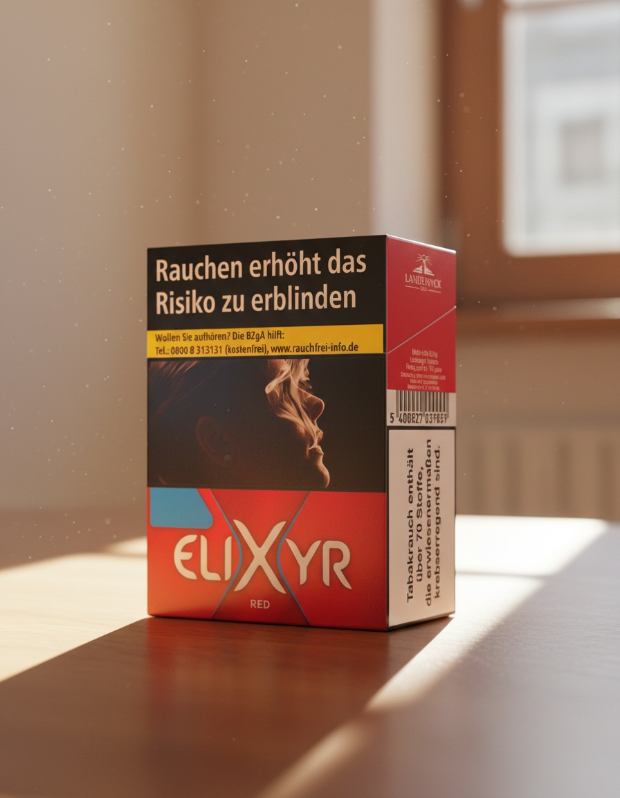 Elixyr Zigarettenschachtel im Sonnenlicht auf Holztisch